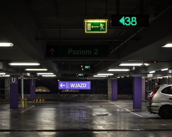 parking podziemny